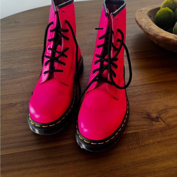Rare! Hot Pink Dr Doc Martens Size 7 - Picture 3 of 10